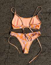 Load image into Gallery viewer, MOLLY THONG - MANGO SHELL