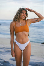 Load image into Gallery viewer, LULA BOTTOM - WHITE