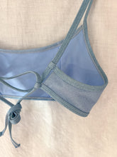 Load image into Gallery viewer, MOLLY TOP - BLUE JEAN
