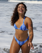 Load image into Gallery viewer, LULA BOTTOM - BLUE CRUSH
